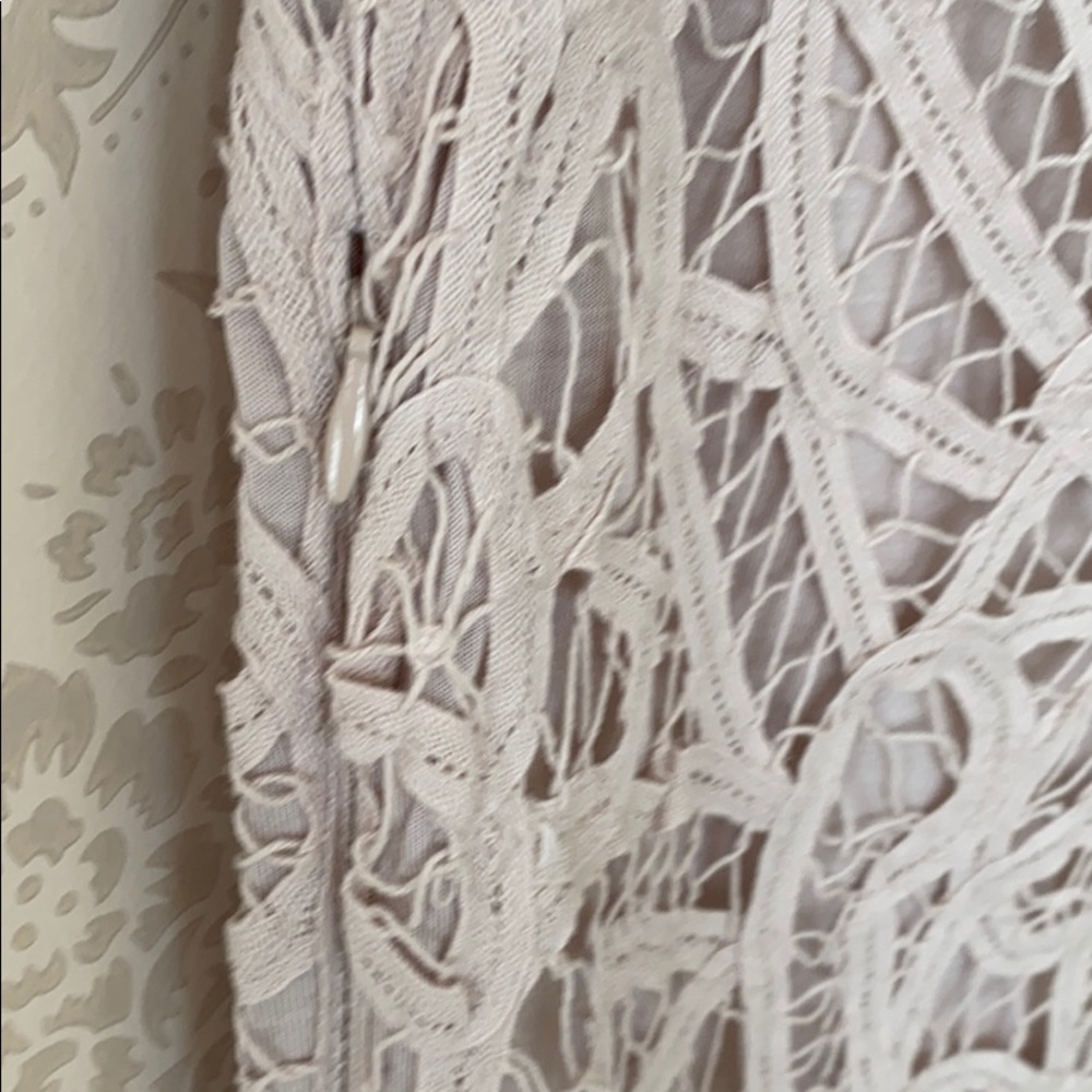 Dress - Picture 7 of 8